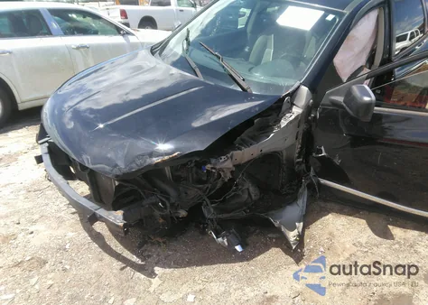 2015 Nissan Rogue Select S z USA, uszkodzony, nr VIN JN8AS5MT1FW654340